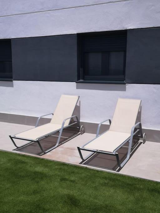 Apartamento Playa Valle Niza マラガ エクステリア 写真