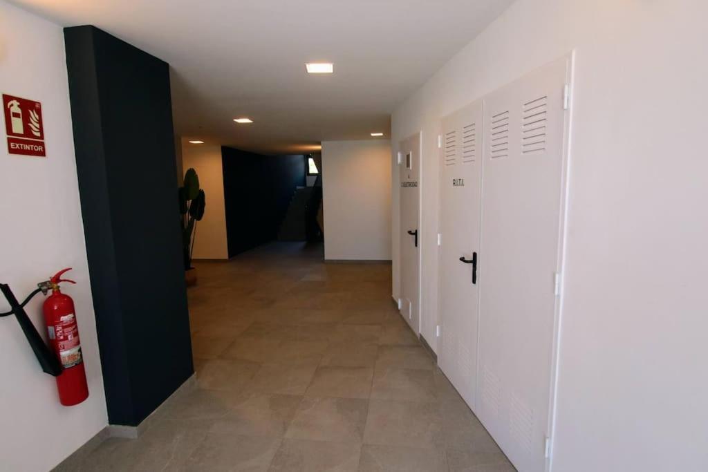 Apartamento Playa Valle Niza マラガ エクステリア 写真