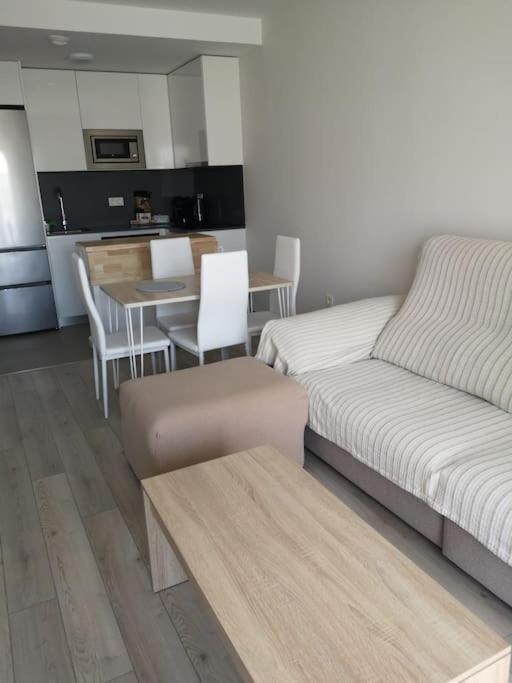Apartamento Playa Valle Niza マラガ エクステリア 写真