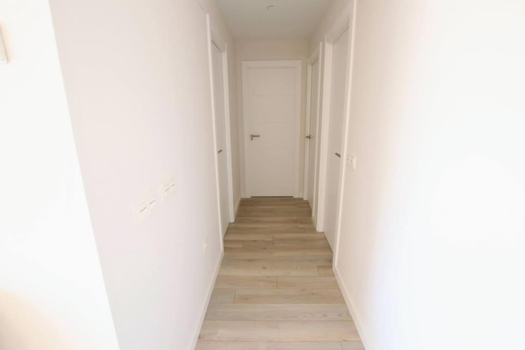 Apartamento Playa Valle Niza マラガ エクステリア 写真