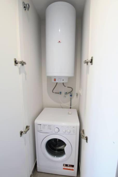 Apartamento Playa Valle Niza マラガ エクステリア 写真
